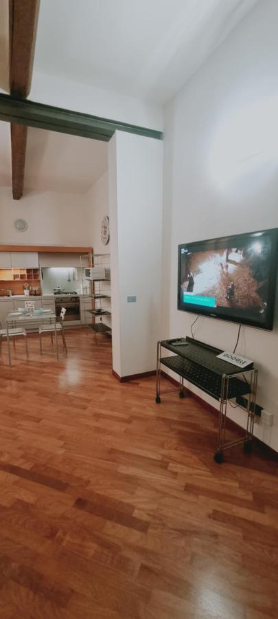 Crociali Apartamento Bolonha Exterior foto